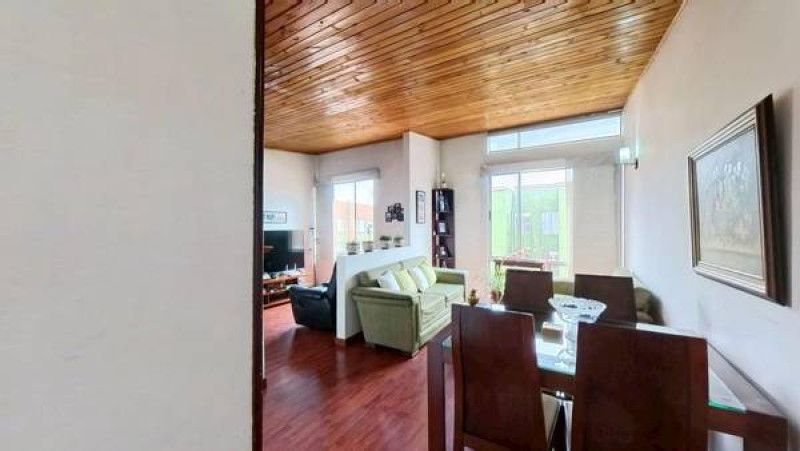 Apartamento en venta Cundinamarca Bogotá El Tintal Asd 66 m2 Habitaciones 3 Baños 2 Garajes 1 Precio $392400000