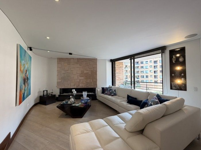 Apartamento en venta Cundinamarca Bogotá Ginebra 213 m2 Habitaciones 3 Baños 4 Garajes 3 Precio $1599000000