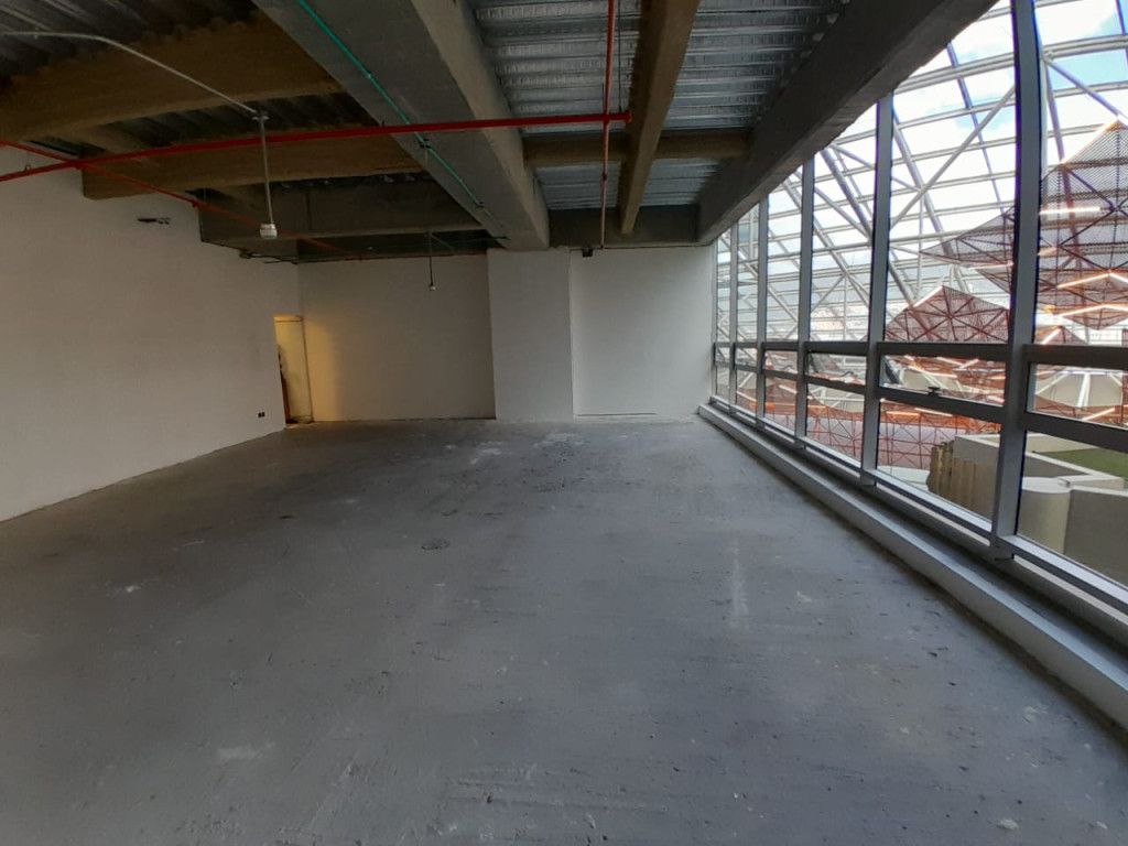 Oficina en venta Cundinamarca Bogotá Santa Catalina 88 m2 Habitaciones 0 Baños 0 Garajes 2 Precio $1300000000