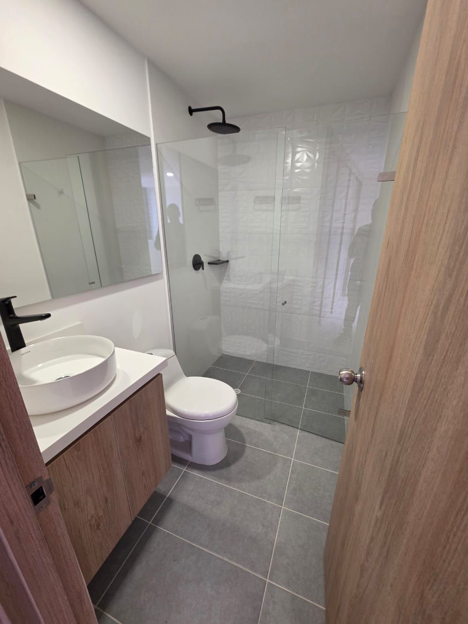 Apartamento en arriendo Antioquia Envigado La Mesa 67 m2 Habitaciones 3 Baños 2 Garajes 1 Precio $3000000