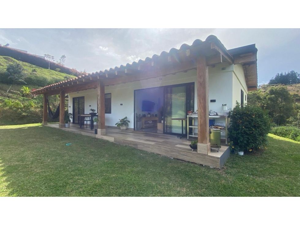 Casa en arriendo Antioquia Guarne Guarne 120 m2 Habitaciones 3 Baños 2 Garajes 4 Precio $4000000