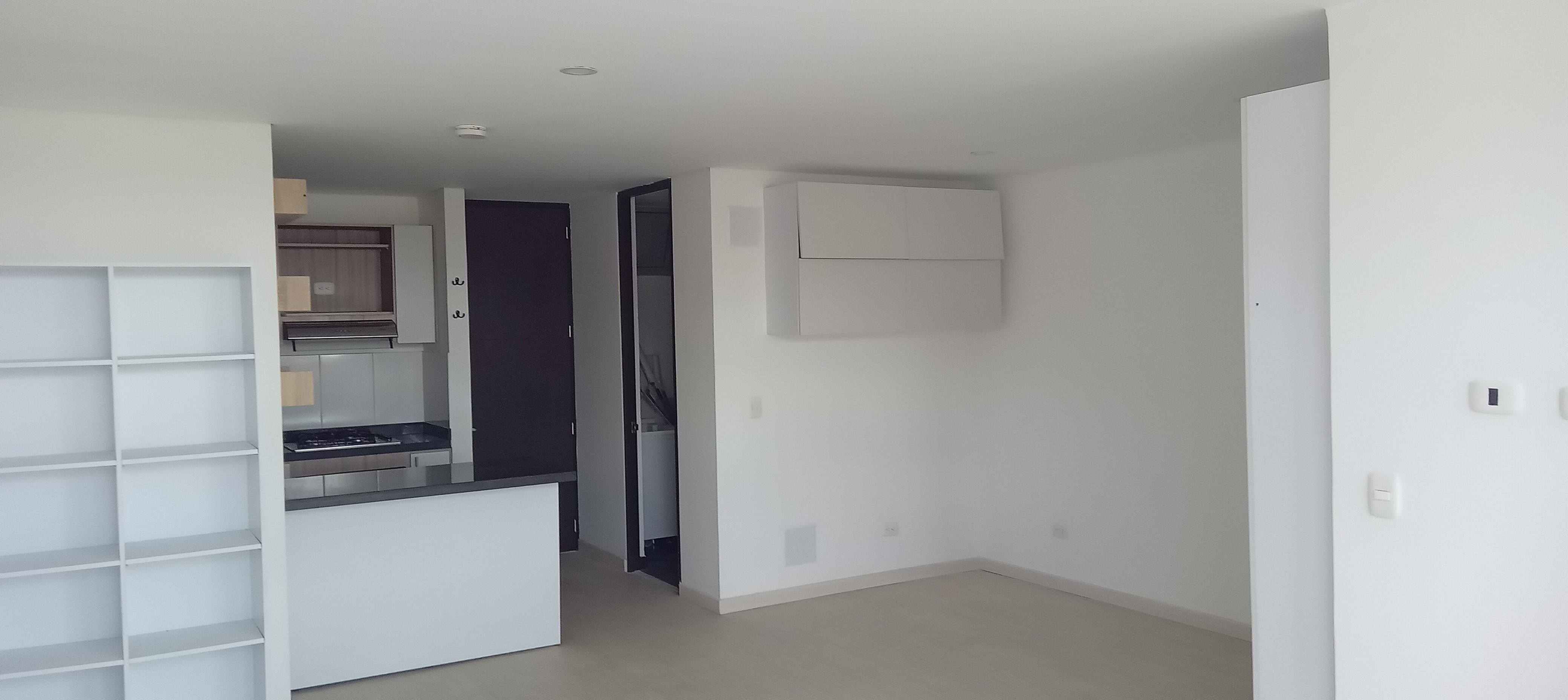 Apartamento en arriendo o venta Cundinamarca Bogotá Chapinero Central 43 m2 Habitaciones 1 Baños 1 Garajes 1 Precio venta $330000000 Precio arriendo $2300000