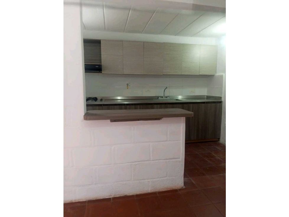 Casa en venta Antioquia Itagüí Itagüí 65 m2 Habitaciones 3 Baños 1 Garajes 0 Precio $345000000