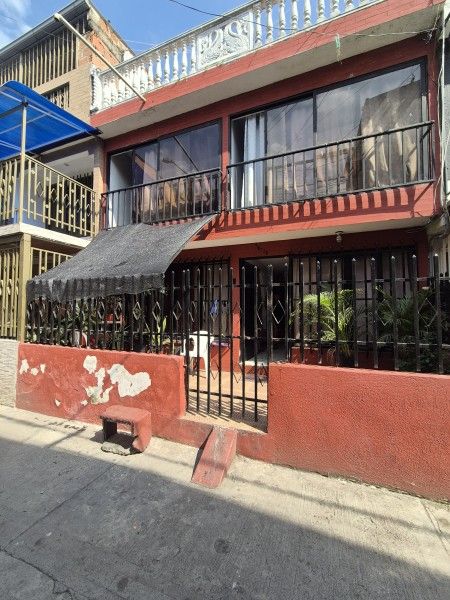 Casa en venta Valle Del Cauca Cali Las Orquídeas 119 m2 Habitaciones 5 Baños 4 Garajes 1 Precio $253000000