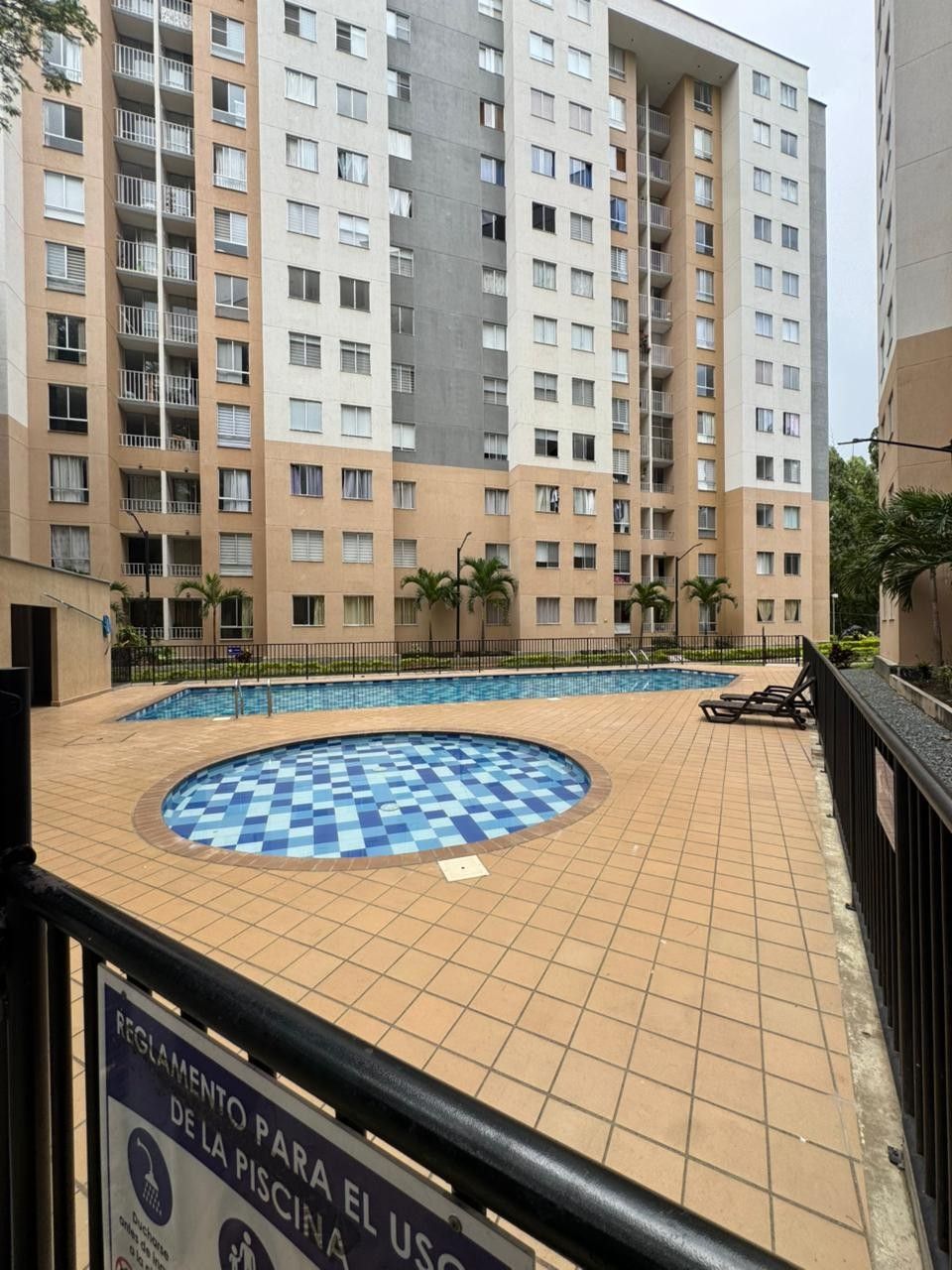 Apartamento en venta Valle Del Cauca Cali Aguacatal 52 m2 Habitaciones 2 Baños 2 Garajes 1 Precio $220000000