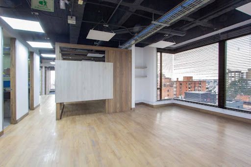 Oficina en arriendo Cundinamarca Bogotá La Porciuncula 347 m2 Habitaciones 0 Baños 2 Garajes 8 Precio $28568000