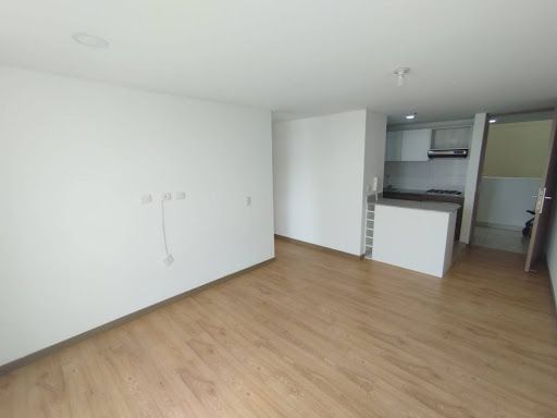 Apartamento en arriendo Cundinamarca Bogotá Cr Plazuela De Alamos 53 m2 Habitaciones 3 Baños 2 Garajes 1 Precio $2400000