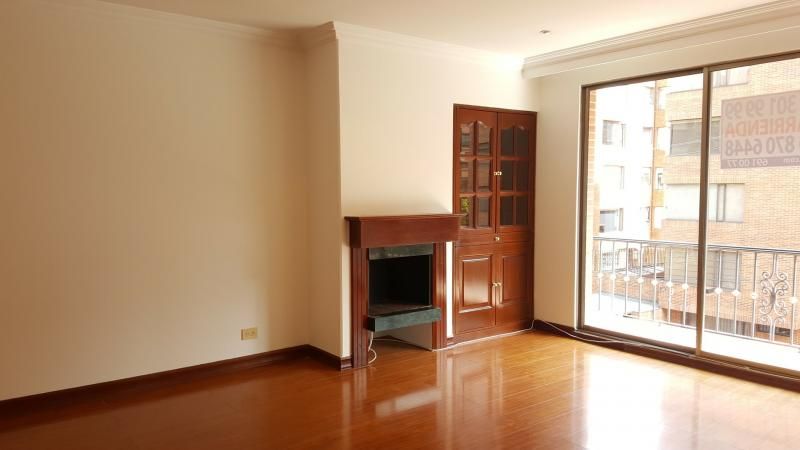 Apartamento en arriendo Cundinamarca Bogotá La Carolina 90 m2 Habitaciones 2 Baños 3 Garajes 2 Precio $4595000