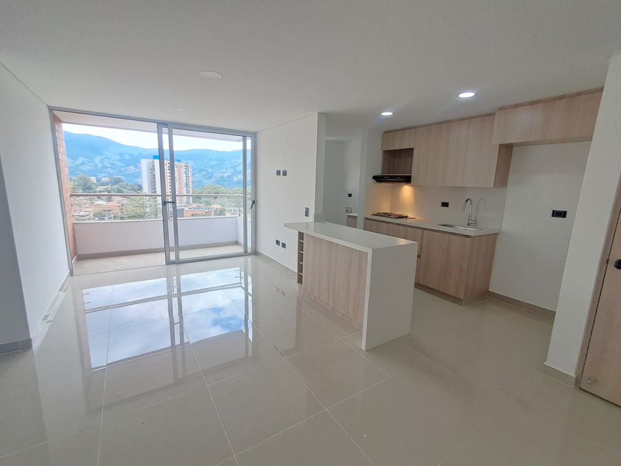 Apartamento en arriendo Antioquia La Estrella Bellavista 62 m2 Habitaciones 2 Baños 2 Garajes 1 Precio $2600000