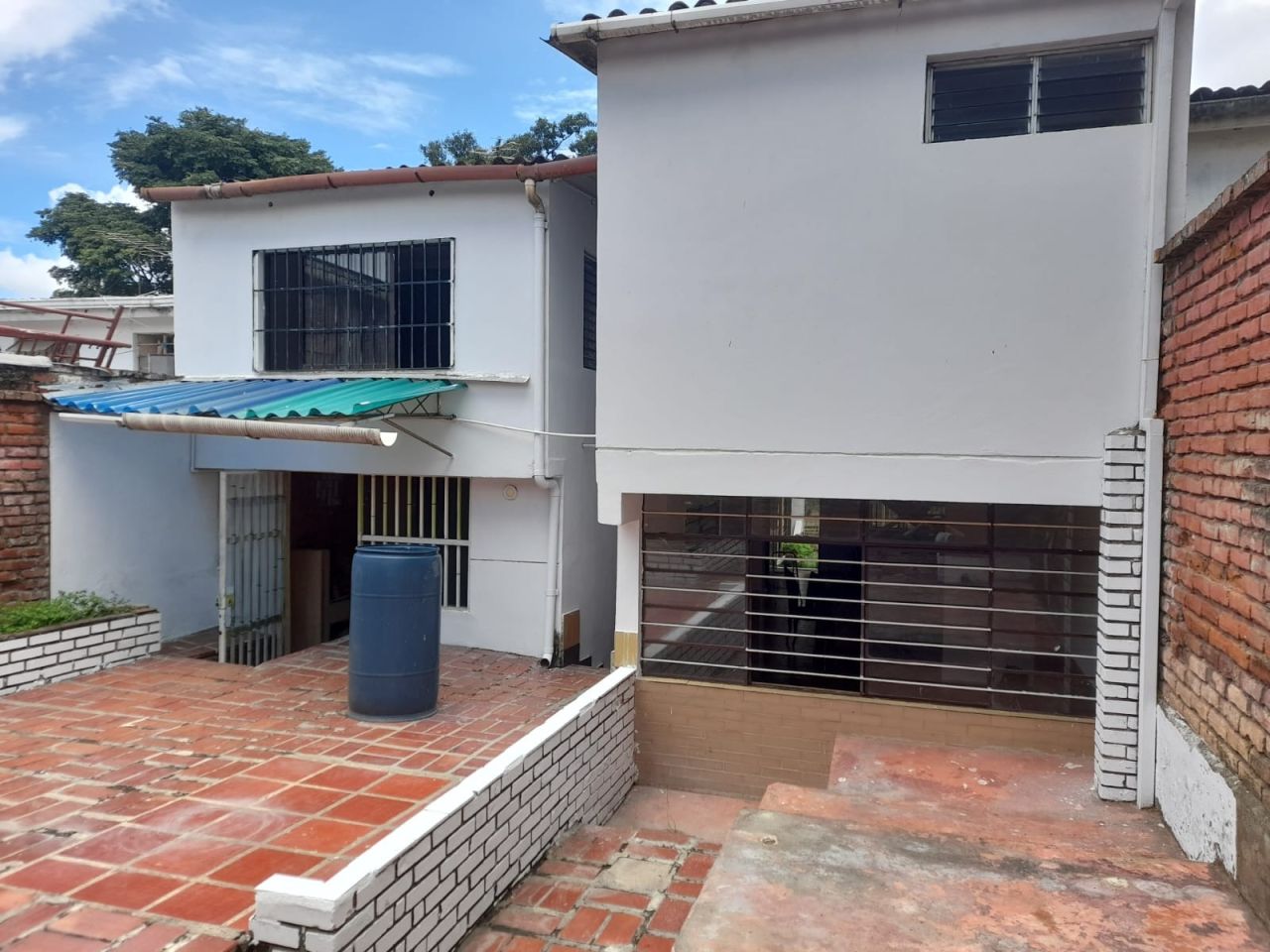 Casa en venta Valle Del Cauca Cali Santa Isabel 215 m2 Habitaciones 4 Baños 3 Garajes 1 Precio $500000000