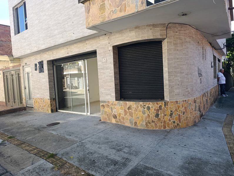Local en arriendo Antioquia Envigado Alcalá 20 m2 Habitaciones 0 Baños 1 Garajes 0 Precio $1700000