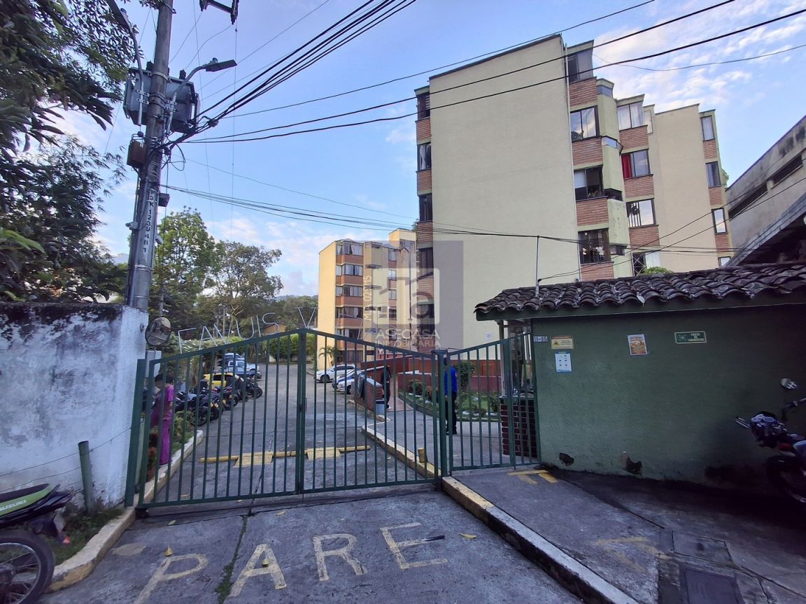 Apartamento en arriendo Santander Floridablanca Urbanizacion Favius 500 m2 Habitaciones 3 Baños 2 Garajes 0 Precio $1193000