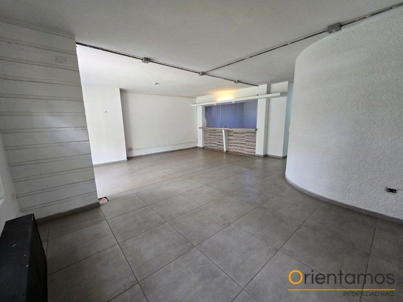 Casa en arriendo Antioquia Medellín La Castellana 302 m2 Habitaciones 8 Baños 10 Garajes 0 Precio $14900000