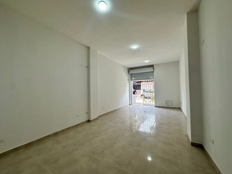 Local en arriendo Valle Del Cauca Cali Cristóbal Colón 30 m2 Habitaciones 0 Baños 1 Garajes 0 Precio $1100000