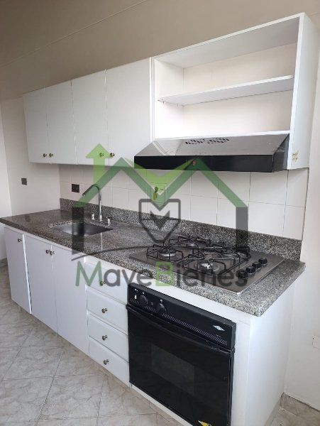 Apartamento en arriendo Antioquia Medellín San Diego 80 m2 Habitaciones 2 Baños 2 Garajes 2 Precio $3500000