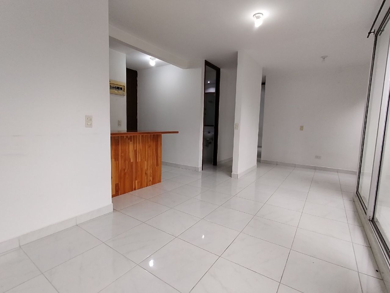Apartamento en arriendo Antioquia Medellín Santa Rosa De Lima 54 m2 Habitaciones 2 Baños 2 Garajes 1 Precio $2500000
