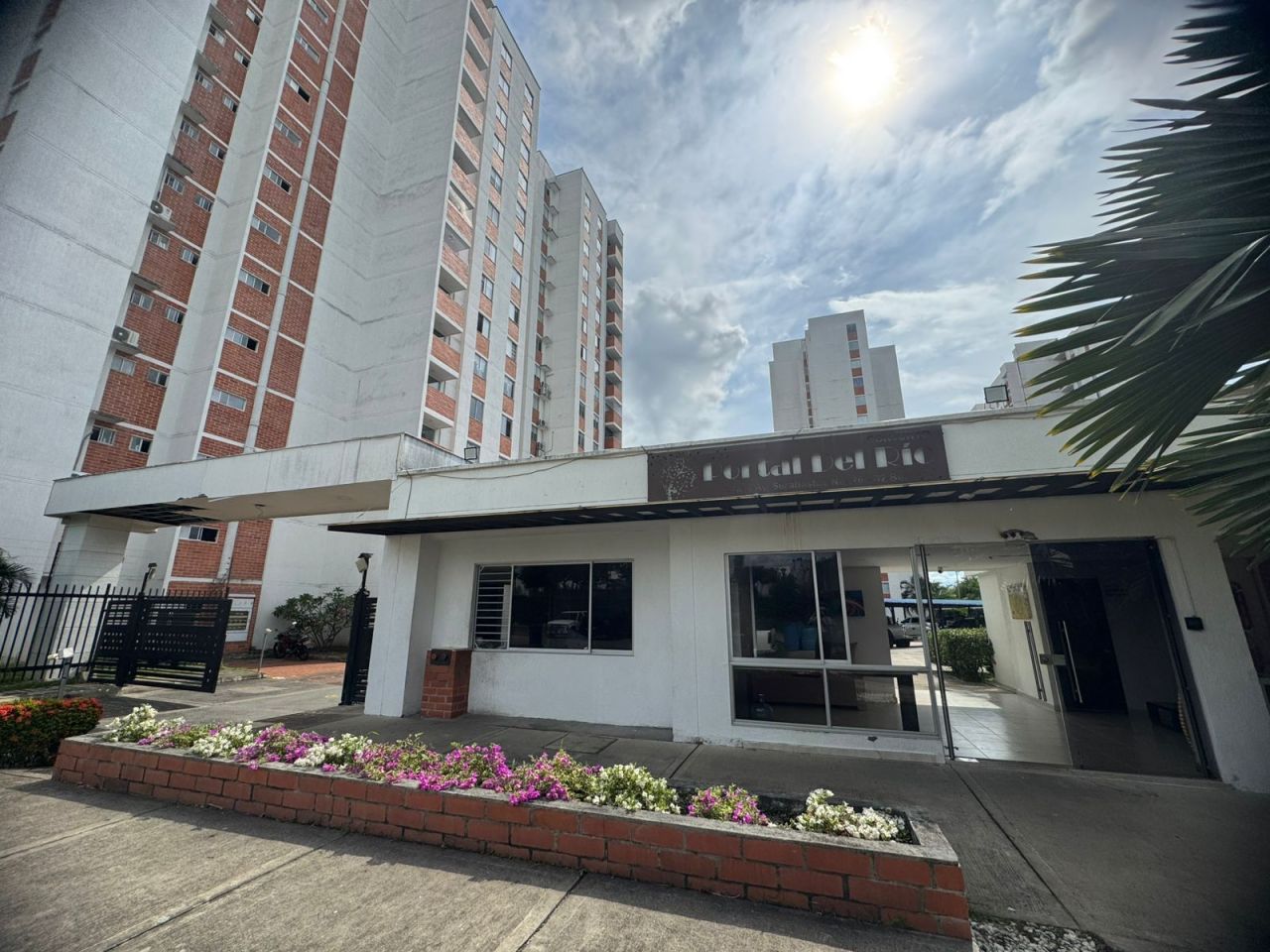 Apartamento en arriendo Huila Neiva El Faro 65 m2 Habitaciones 3 Baños 2 Garajes 1 Precio $1030000