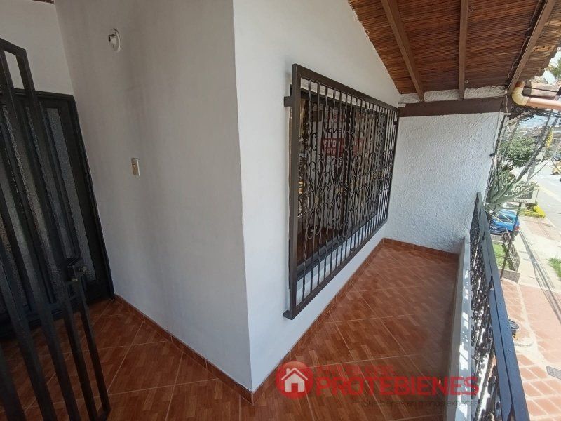 Casa en arriendo Antioquia Medellín Santa Fe 160 m2 Habitaciones 4 Baños 3 Garajes 0 Precio $3050000