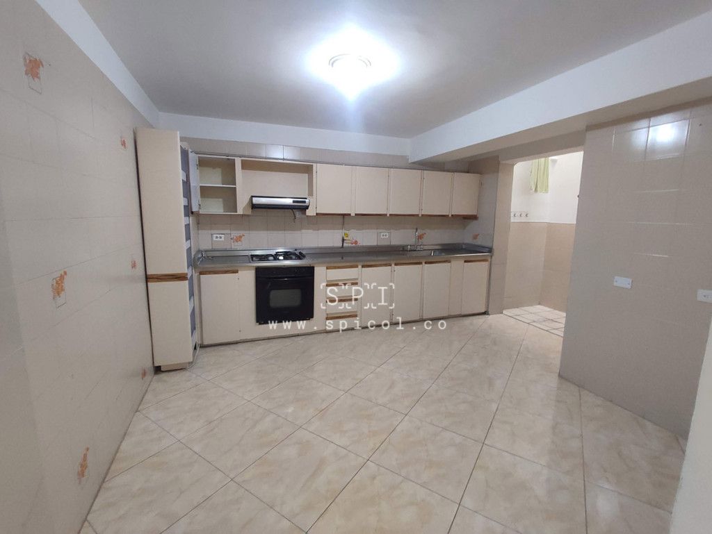 Casa en arriendo Antioquia Medellín Estadio 180 m2 Habitaciones 3 Baños 3 Garajes 0 Precio $5500000