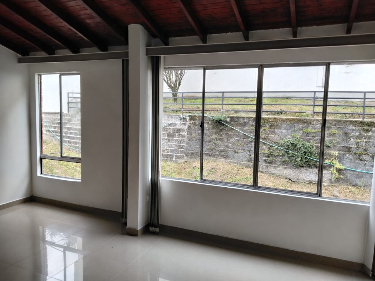 Casa en venta Antioquia Medellín Asomadera No 1 72 m2 Habitaciones 3 Baños 2 Garajes 1 Precio $530000000