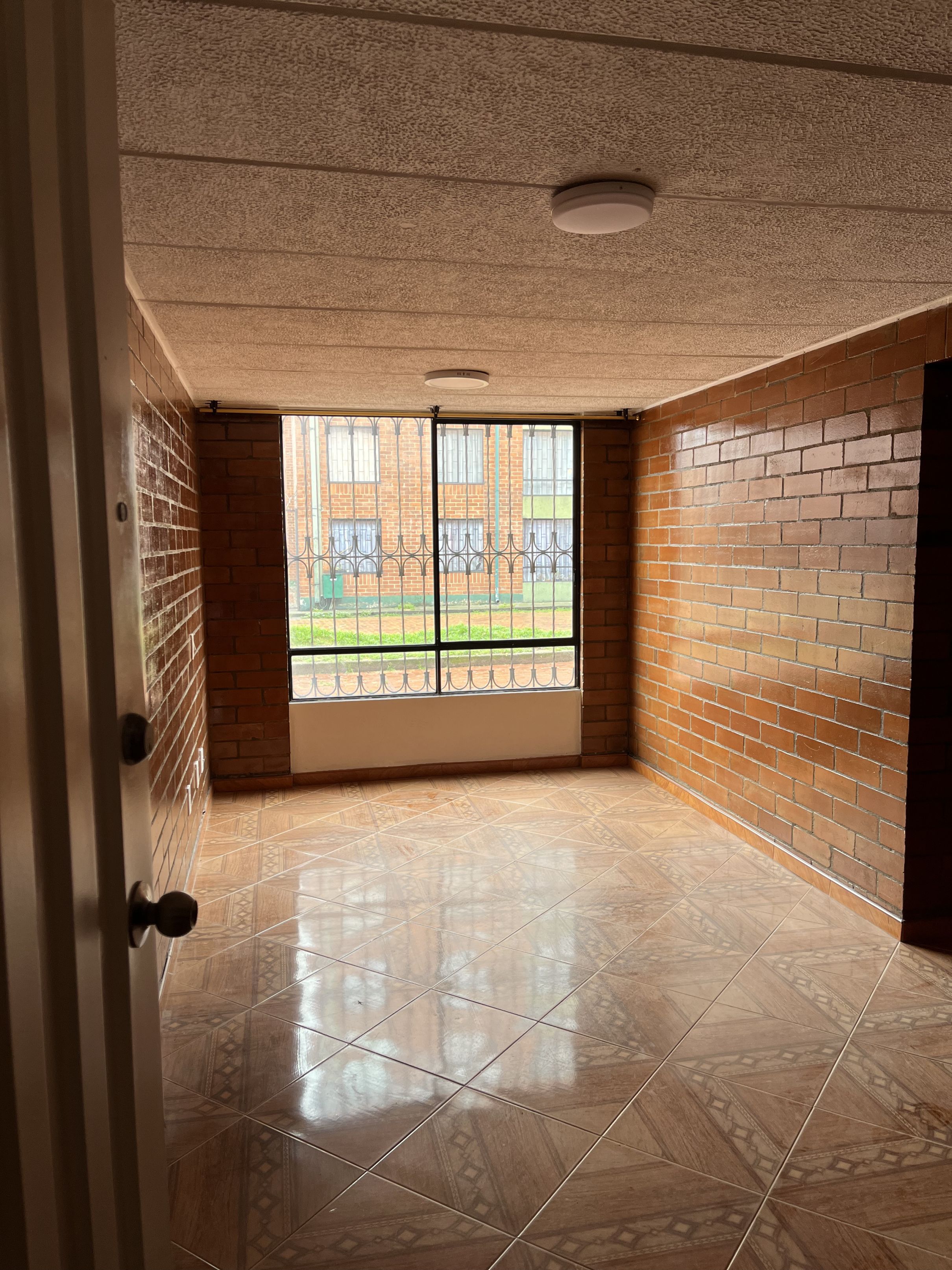 Apartamento en arriendo Cundinamarca Bogotá San Bernardo 46 m2 Habitaciones 3 Baños 1 Garajes 0 Precio $1200000