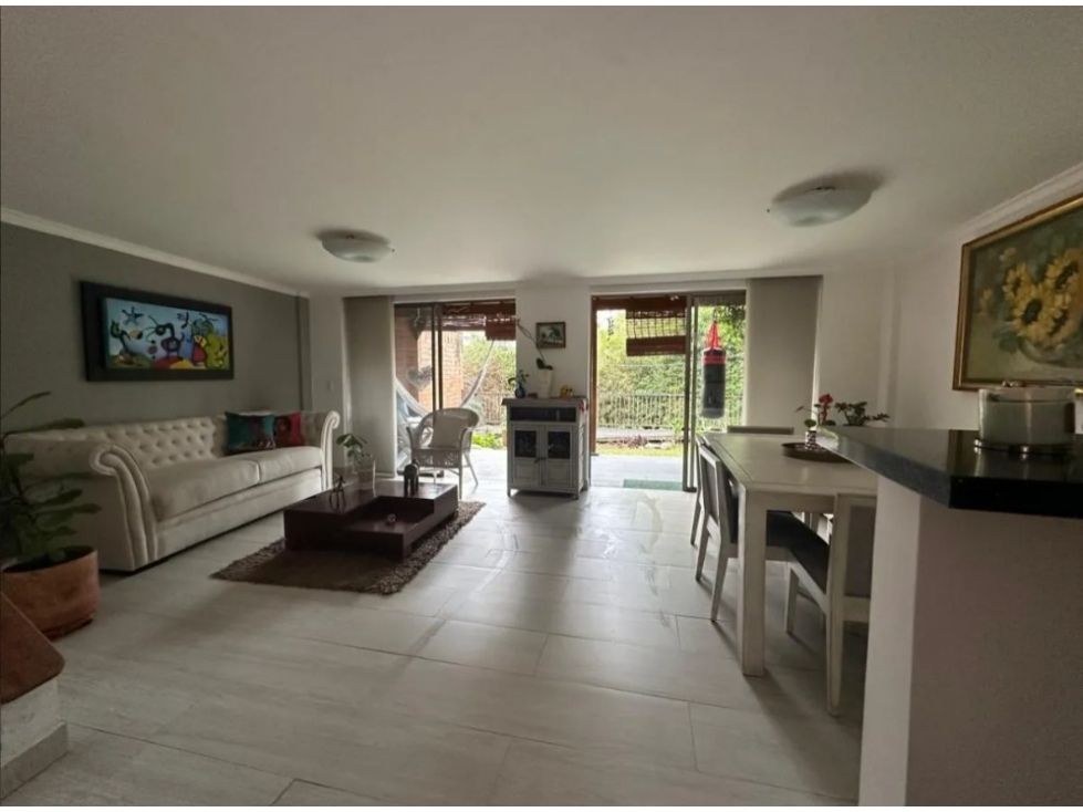 Apartamento en venta Antioquia Envigado San José 260 m2 Habitaciones 3 Baños 3 Garajes 2 Precio $1270000000