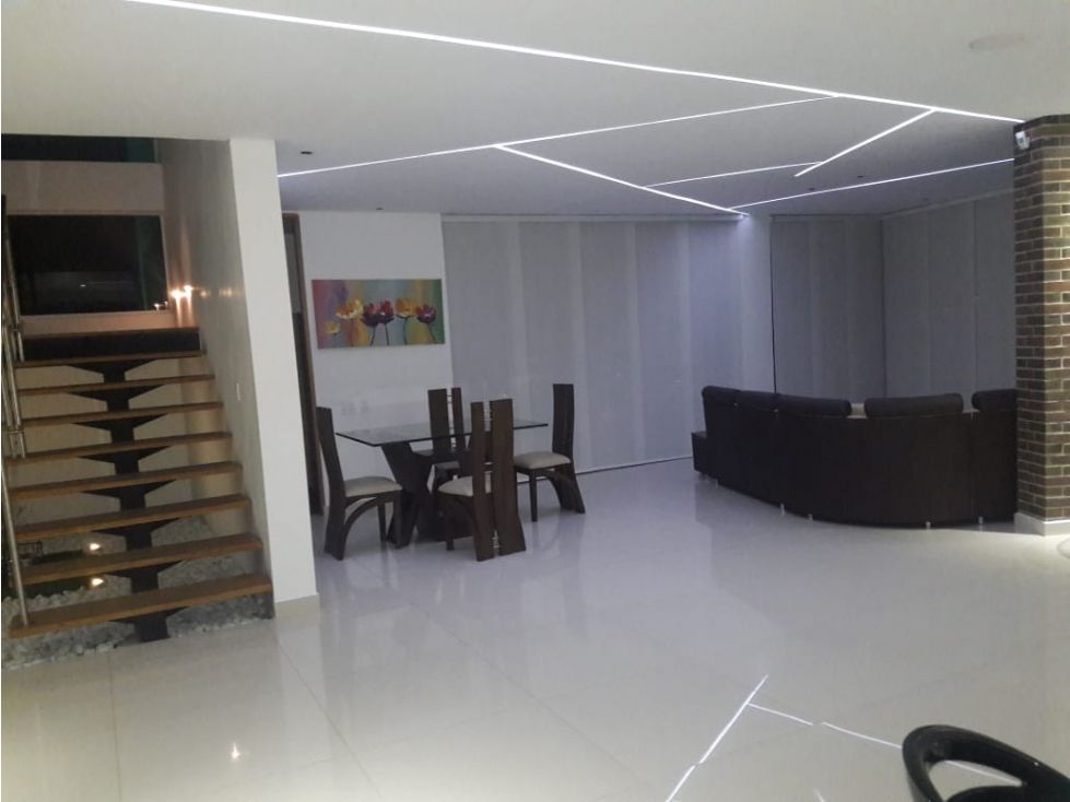 Casa en venta Antioquia Bello Asd 475 m2 Habitaciones 4 Baños 5 Garajes 9 Precio $1900000000