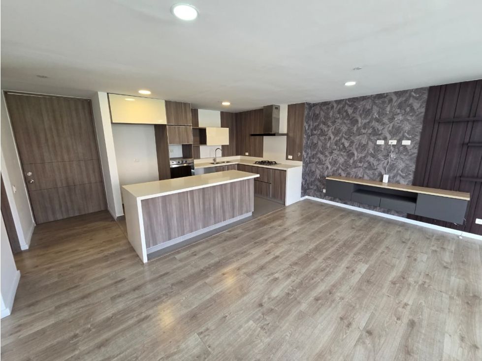 Apartamento en venta Antioquia Envigado El Dorado 205 m2 Habitaciones 4 Baños 5 Garajes 2 Precio $1700000000