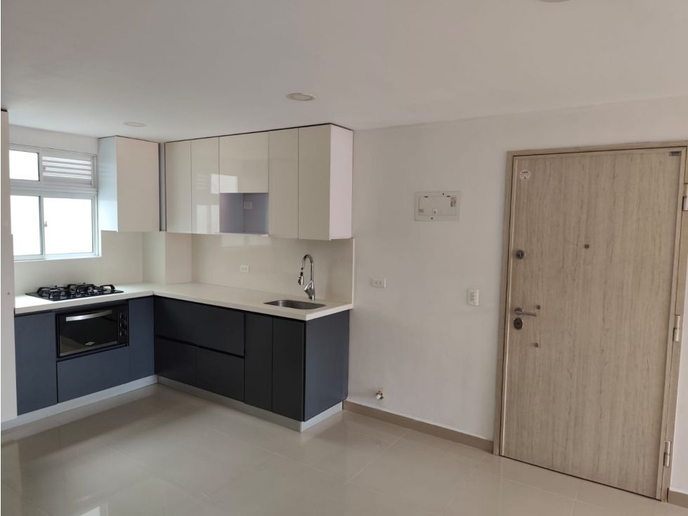 Apartamento en arriendo Antioquia Medellín Campo Alegre 220 m2 Habitaciones 4 Baños 3 Garajes 1 Precio $6600000