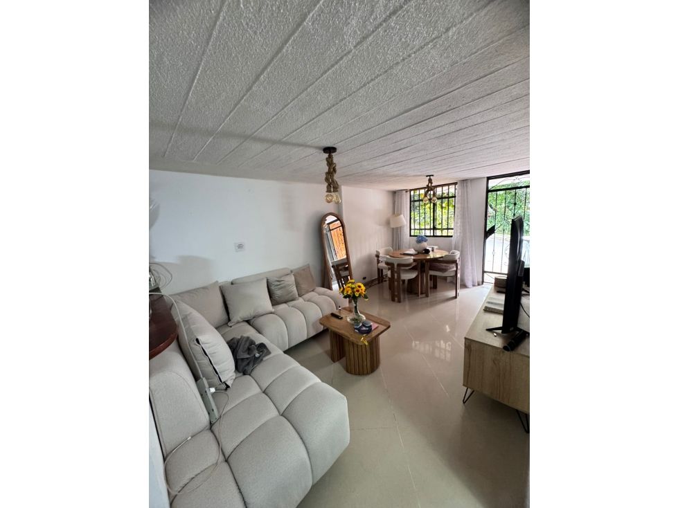 Casa en venta Antioquia Bello Zona Industrial No 1 70 m2 Habitaciones 4 Baños 2 Garajes 1 Precio $388000000