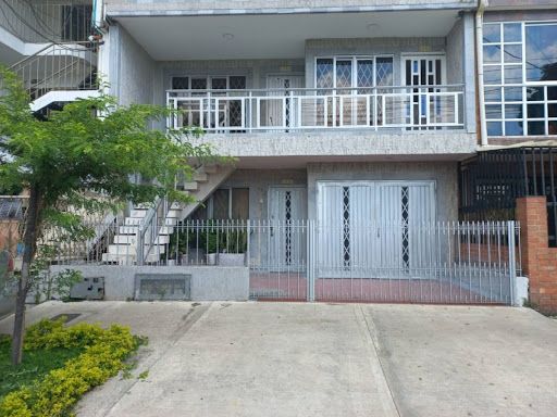 Casa en arriendo Valle Del Cauca Cali El Guabal 70 m2 Habitaciones 3 Baños 1 Garajes 1 Precio $1500000