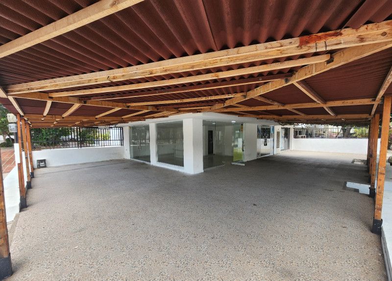 Local en arriendo Atlántico Barranquilla Ciudad Jardin 56 m2 Habitaciones 0 Baños 2 Garajes 0 Precio $3500000