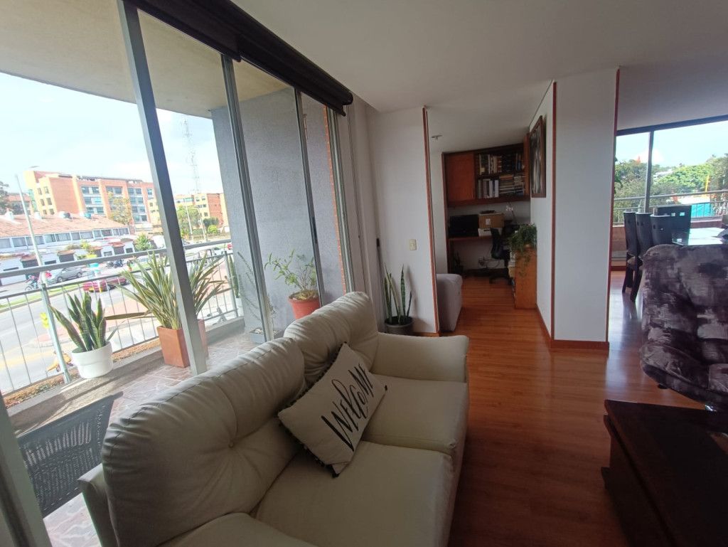 Apartamento en venta Cundinamarca Bogotá Club Los Lagartos 172 m2 Habitaciones 4 Baños 4 Garajes 2 Precio $1300000000