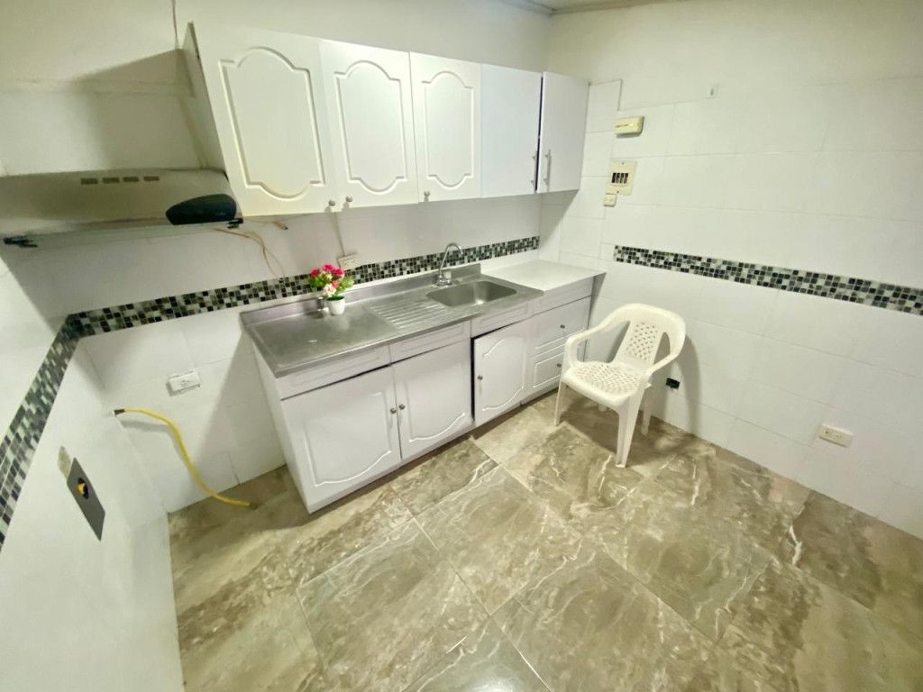 Apartamento en venta Valle Del Cauca Cali Ciudad Los Álamos 250 m2 Habitaciones 6 Baños 4 Garajes 1 Precio $515000000