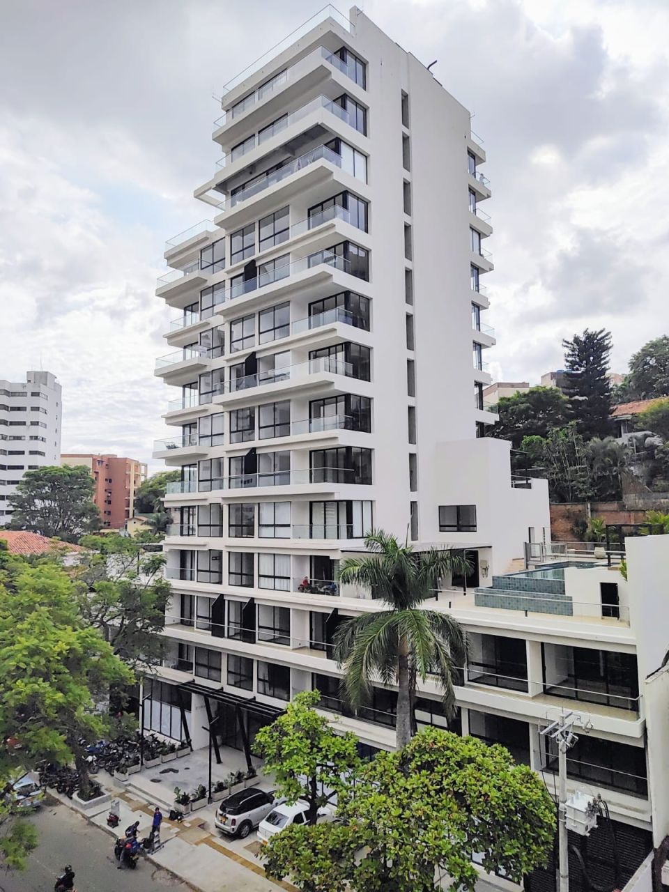 Apartaestudio en venta Valle Del Cauca Cali Arboledas 54 m2 Habitaciones 1 Baños 1 Garajes 1 Precio $620000000