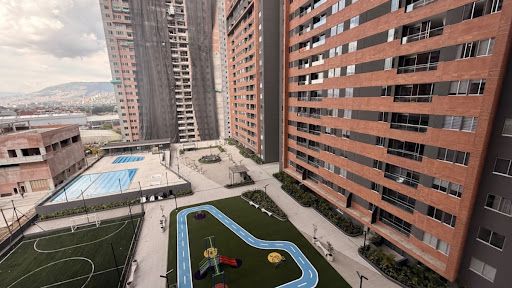 Apartamento en arriendo Antioquia Itagüí Zona Industrial 1 65 m2 Habitaciones 3 Baños 2 Garajes 1 Precio $2950000