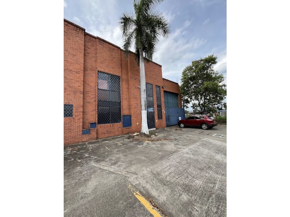 Bodega en venta Valle Del Cauca Yumbo Yumbo 1224 m2 Habitaciones 0 Baños 6 Garajes 2 Precio $2500000000