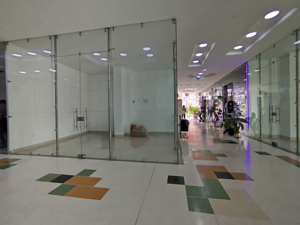 Local en arriendo Antioquia Marinilla La Industrial 21 m2 Habitaciones 0 Baños 0 Garajes 0 Precio $1900000