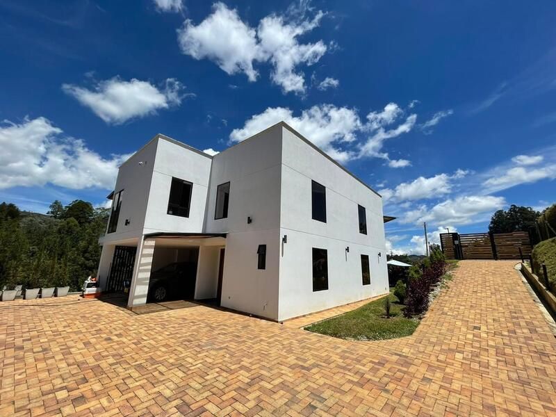 Casa en venta Antioquia El Retiro El Retiro 511 m2 Habitaciones 4 Baños 4 Garajes 1 Precio $2800000000