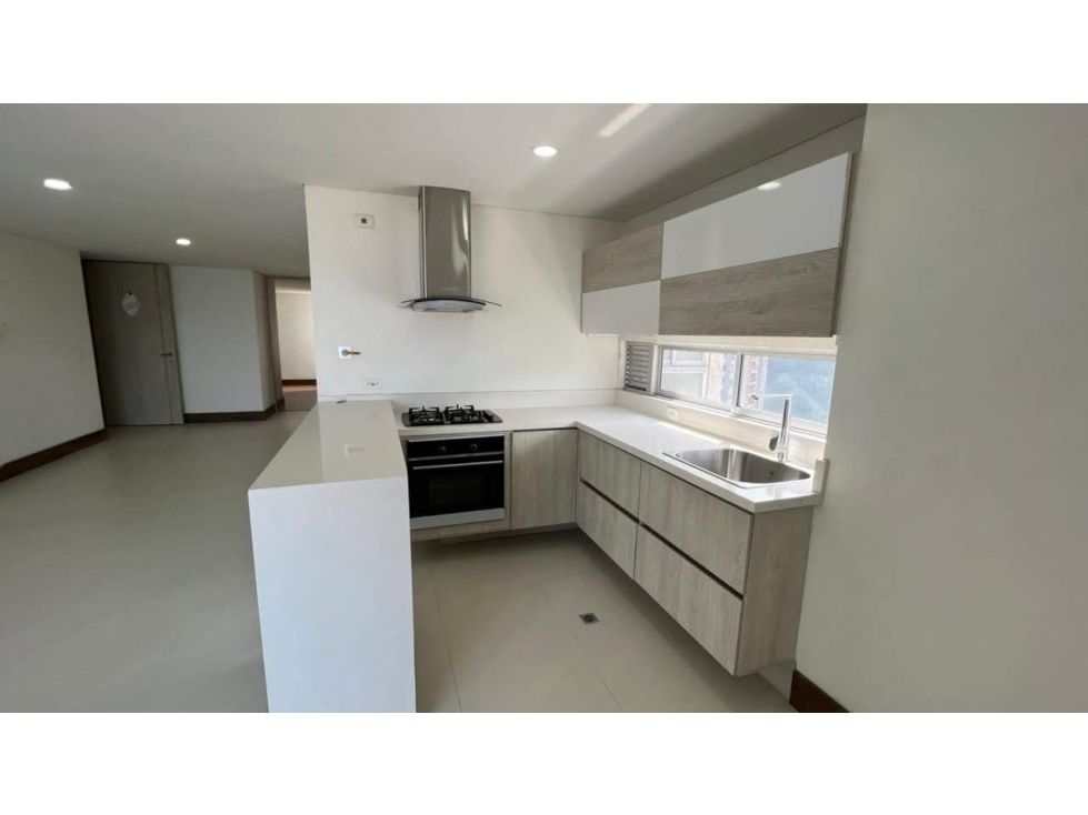 Apartamento en venta Antioquia Sabaneta Holanda 100 m2 Habitaciones 3 Baños 3 Garajes 2 Precio $690000000