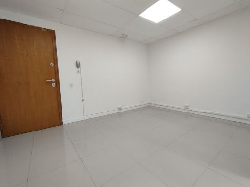 Oficina en arriendo Antioquia Medellín Villa Carlota 37 m2 Habitaciones 0 Baños 1 Garajes 1 Precio $2500000
