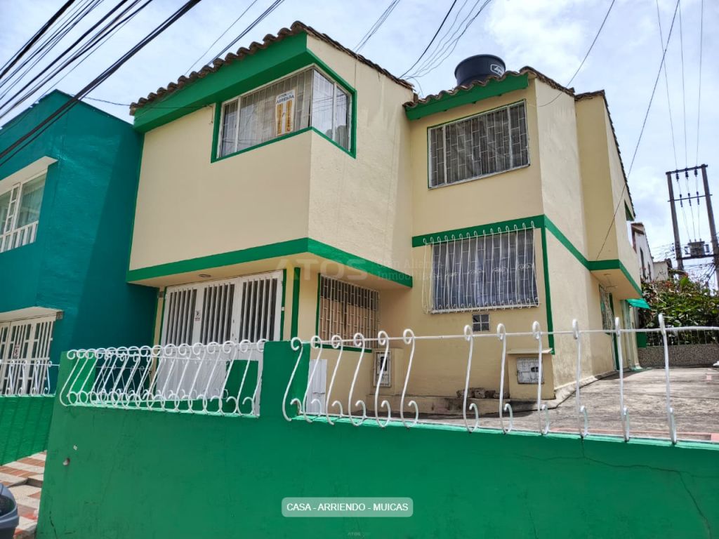 Casa en arriendo Boyacá Tunja Los Muiscas 87 m2 Habitaciones 4 Baños 2 Garajes 1 Precio $1650000