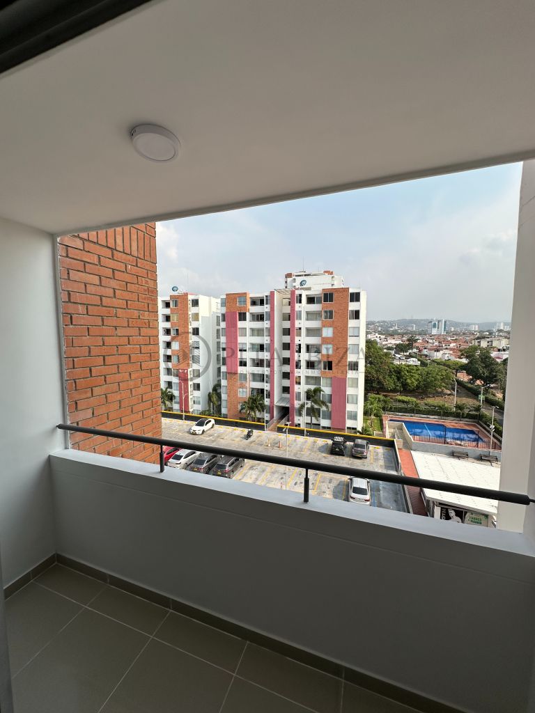 Apartamento en arriendo o venta Norte De Santander Cúcuta Cr Parque Central 65 m2 Habitaciones 3 Baños 2 Garajes 1 Precio venta $280000000 Precio arriendo $1670000
