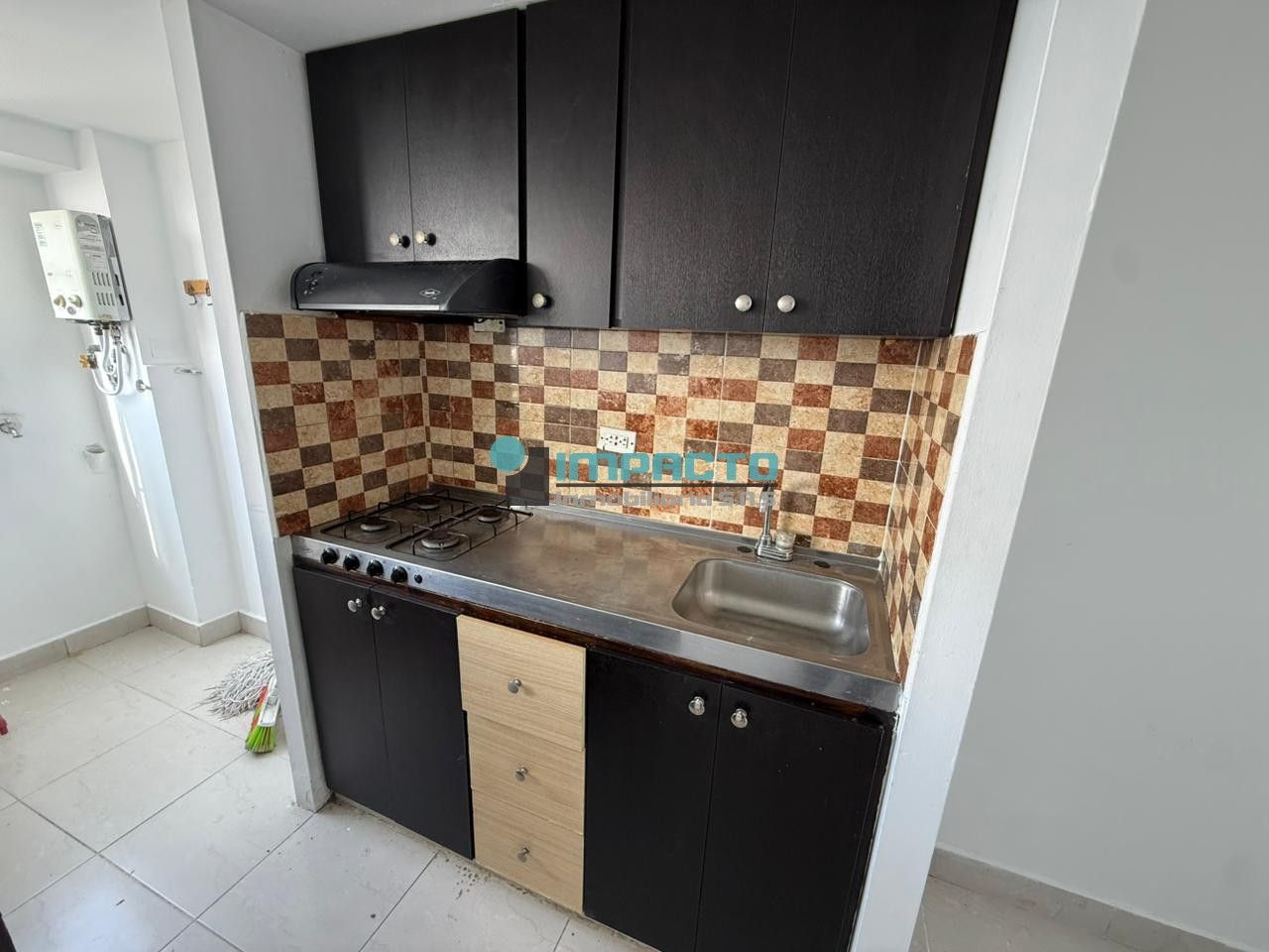 Apartamento en arriendo Antioquia Medellín Aures No 1 55 m2 Habitaciones 2 Baños 1 Garajes 0 Precio $1300000