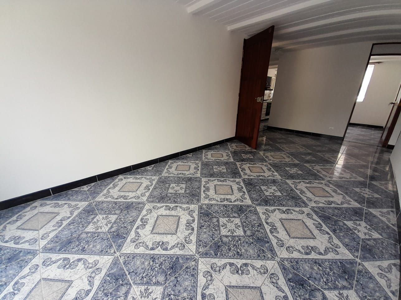 Apartamento en arriendo Antioquia Envigado Milan Condominios 68 m2 Habitaciones 3 Baños 2 Garajes 1 Precio $2650000