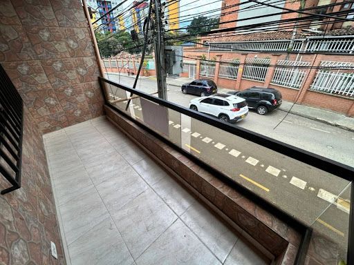 Casa en arriendo Antioquia Medellín Los Alpes 168 m2 Habitaciones 4 Baños 2 Garajes 0 Precio $3300000