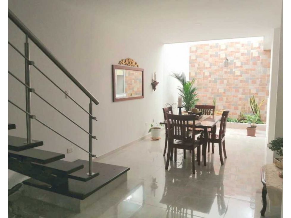 Casa en venta Valle Del Cauca Guadalajara De Buga El Alberge 204 m2 Habitaciones 4 Baños 3 Garajes 1 Precio $550000000
