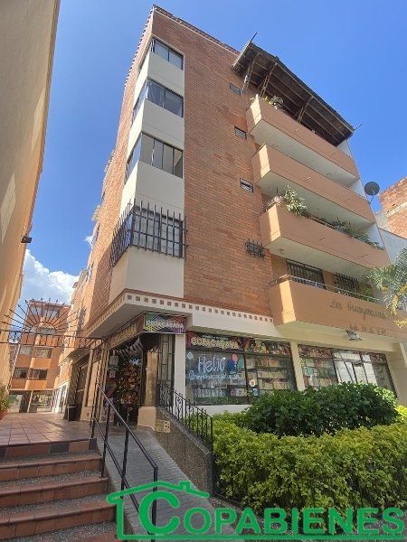 Apartaestudio en arriendo Antioquia Copacabana Simon Bolivar Sb centro 32 m2 Habitaciones 0 Baños 1 Garajes 0 Precio $900000