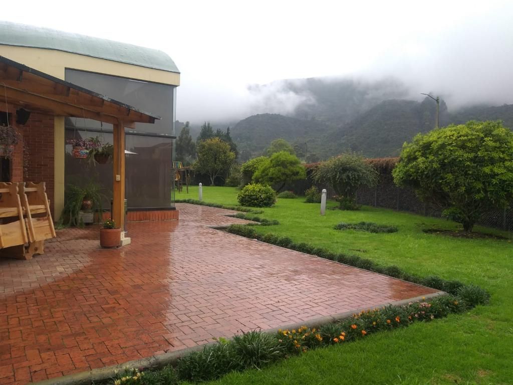 Casa en venta Cundinamarca Tabio Tabio 650 m2 Habitaciones 4 Baños 5 Garajes 4 Precio $2500000000