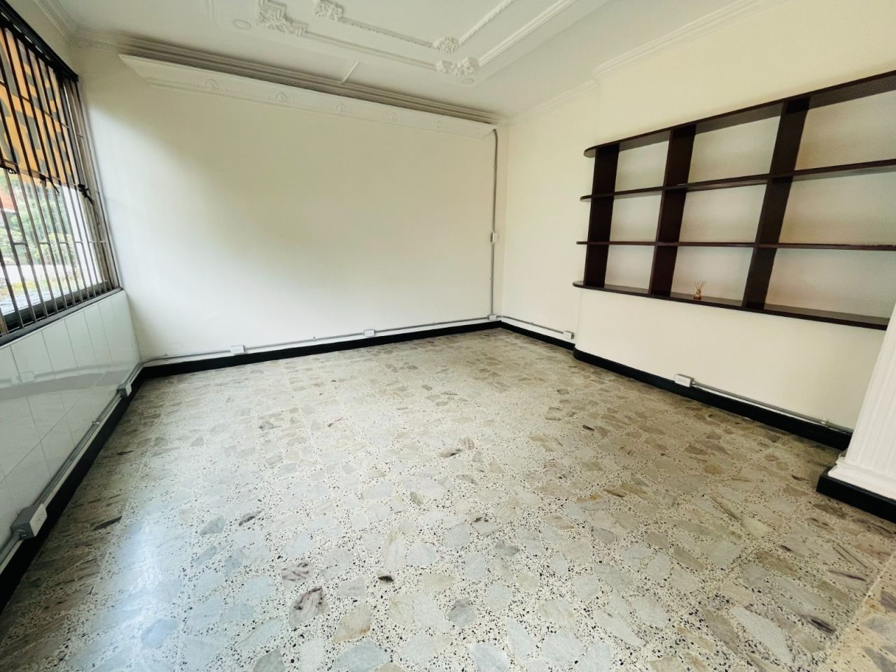 Local Comercial en arriendo Antioquia Medellín Bolivariana 43 m2 Habitaciones 0 Baños 1 Garajes 0 Precio $4500000